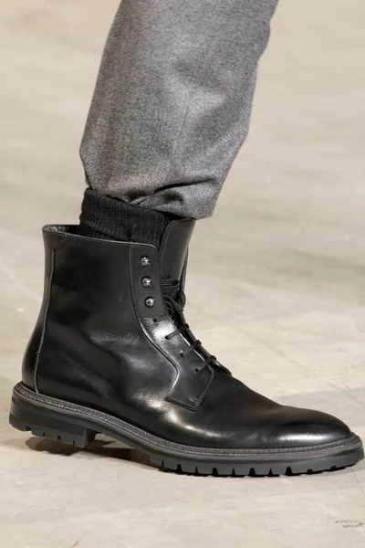 Look 50